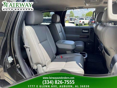 Used 2015 Toyota Sequoia Platinum AWD/4WD image 13