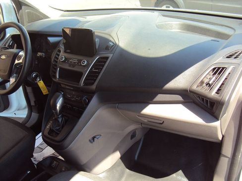 Used 2022 Ford Transit Connect XL FWD image 11