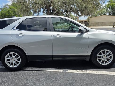Used 2022 Chevrolet Equinox LT image 10