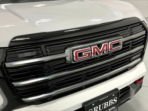 New 2026 GMC Terrain AT4 w/ Convenience Package III image 36