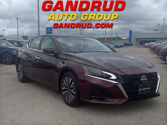Certified 2024 Nissan Altima 2.5 SV w/ SV Premium Package FWD video 1