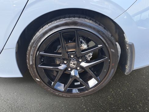 Used 2023 Honda Civic Sport image 30