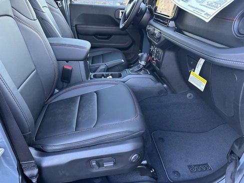 New 2026 Jeep Wrangler Unlimited Rubicon image 13