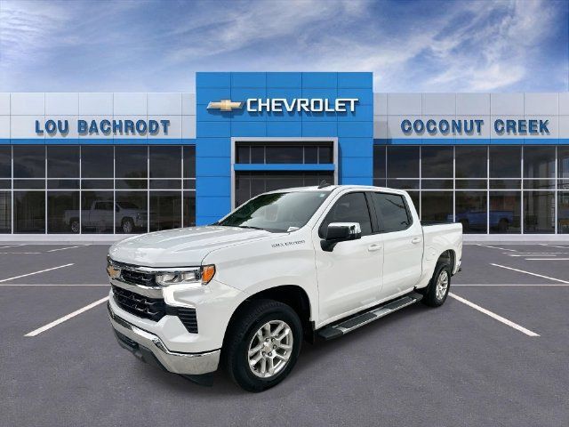 Used 2024 Chevrolet Silverado 1500 LT RWD image 4
