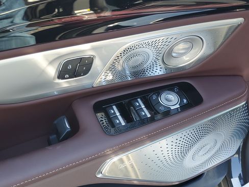 New 2026 Lincoln Nautilus Black Label AWD/4WD image 9