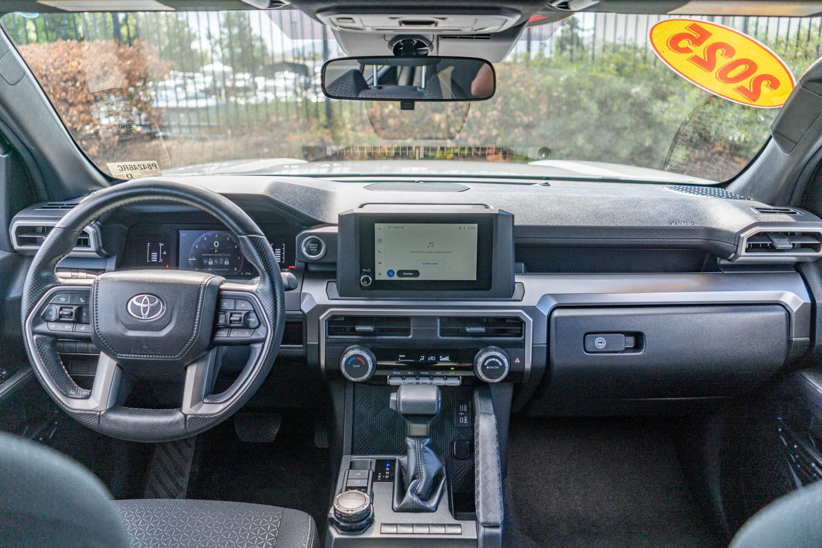 Certified 2025 Toyota 4Runner SR5 AWD/4WD image 17