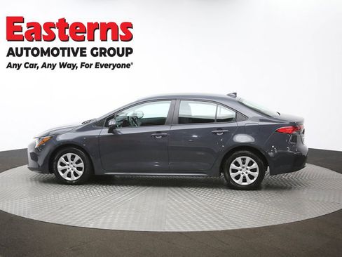 Used 2025 Toyota Corolla LE image 59