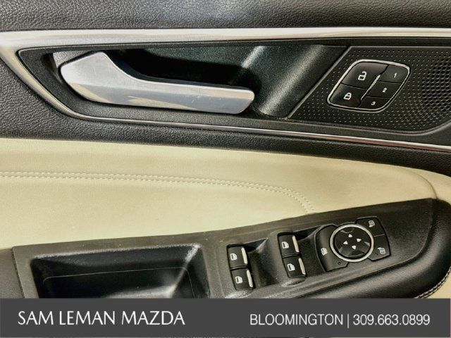 Used 2022 Ford Edge Titanium AWD/4WD image 17