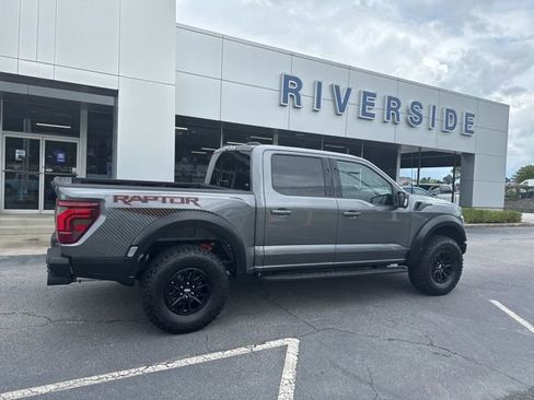 Used 2025 Ford F150 Raptor AWD/4WD image 3