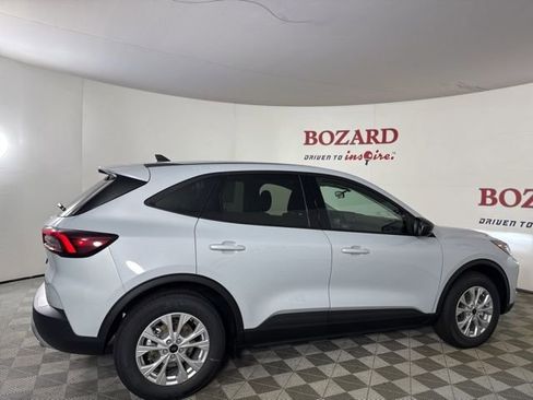 New 2026 Ford Escape Active image 8