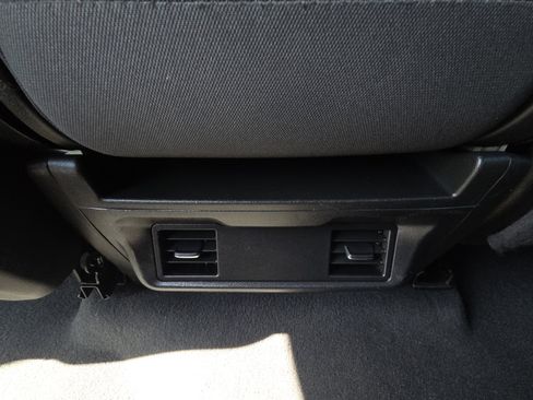 Used 2024 Chevrolet Silverado 3500 LT AWD/4WD image 31