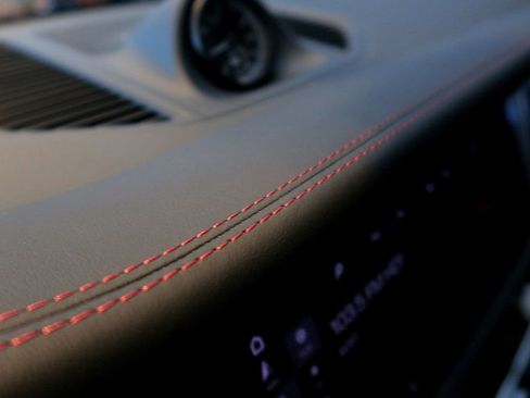 Used 2023 Porsche Macan image 34