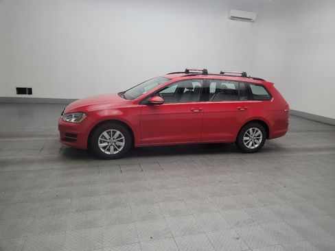 Used 2017 Volkswagen Golf S FWD image 2