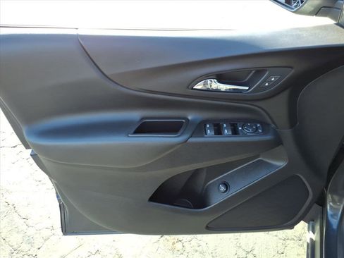 Used 2021 Chevrolet Equinox LT image 15