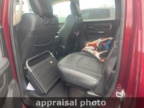 Used 2017 RAM 1500 Laramie image 9