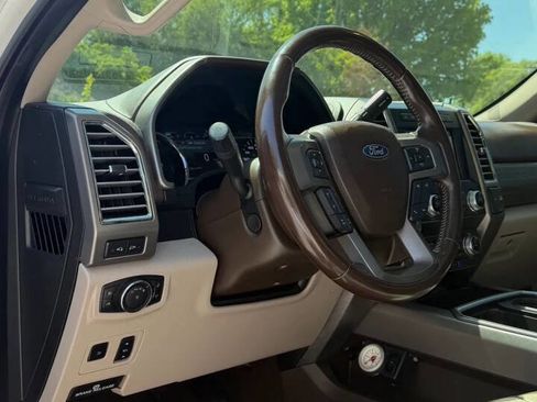 Used 2019 Ford F250 Limited w/ FX4 Off-Road Package AWD/4WD image 14