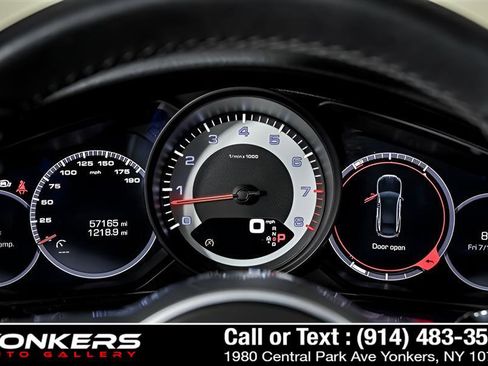 Used 2020 Porsche Panamera RWD image 14