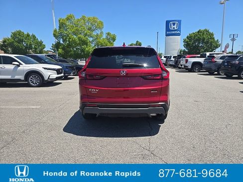 Used 2025 Honda CR-V Sport Touring image 4