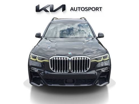 Used 2019 BMW X7 xDrive50i w/ M Sport Package AWD/4WD image 2