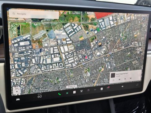 Used 2023 Tesla Model S Standard Range image 19