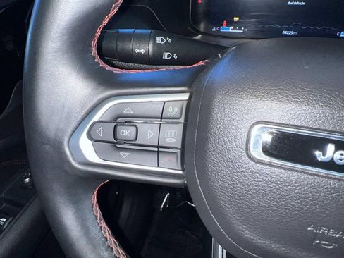 Used 2022 Jeep Compass Trailhawk w/ Trailhawk Elite Group image 18