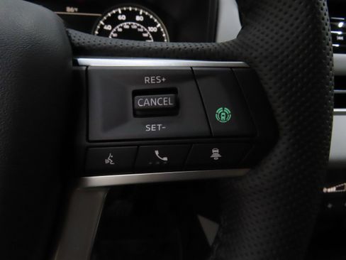 New 2025 Mitsubishi Outlander SE image 13