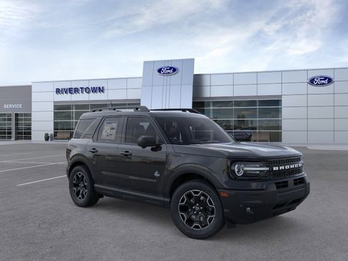 New 2025 Ford Bronco Sport Outer Banks w/ Outer Banks Tech Package+ AWD/4WD image 38