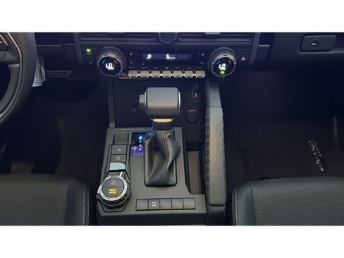 New 2026 Toyota 4Runner Limited AWD/4WD image 31
