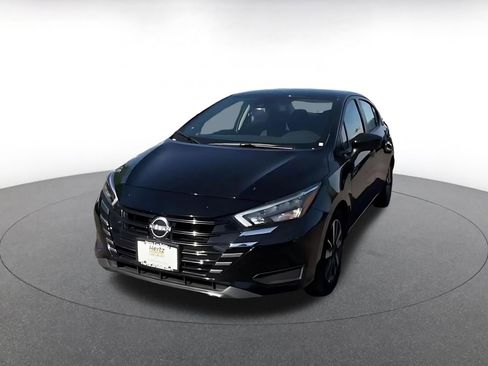 Used 2025 Nissan Versa SV image 7