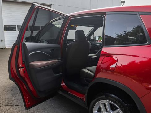 Used 2025 Honda Passport EX-L image 23