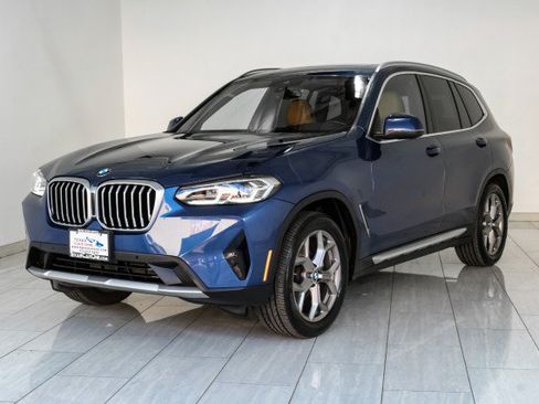 Used 2022 BMW X3 xDrive30i w/ Convenience Package AWD/4WD image 4
