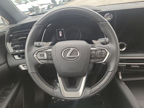 Used 2024 Lexus RX 350 Premium image 23