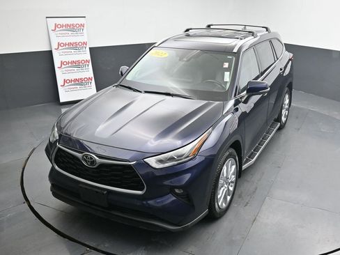 Used 2022 Toyota Highlander Limited image 31