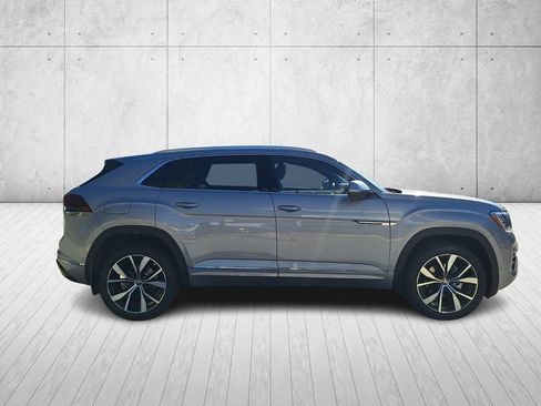 Used 2026 Volkswagen Atlas Cross Sport SEL Premium R-Line AWD/4WD image 6