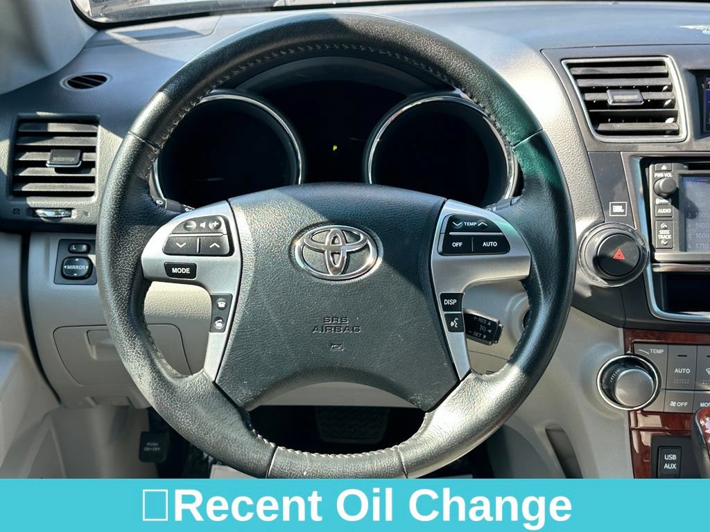 Used 2013 Toyota Highlander Limited AWD/4WD image 31