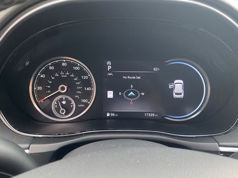 Used 2025 Genesis GV70 2.5T image 19