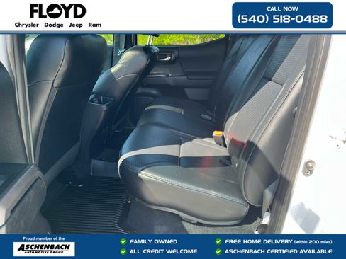 Used 2019 Toyota Tacoma TRD Off-Road image 22