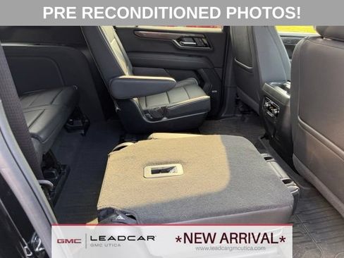 Used 2025 GMC Yukon XL Elevation w/ LPO, Get Active Package AWD/4WD image 18
