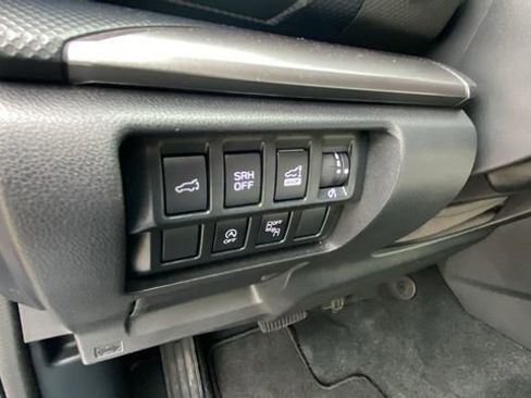 Certified 2024 Subaru Forester Premium AWD/4WD image 21
