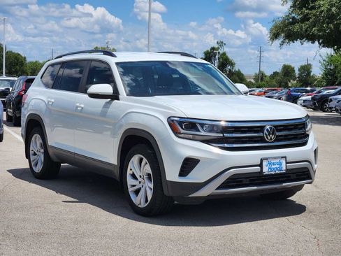 Used 2021 Volkswagen Atlas SE FWD image 3