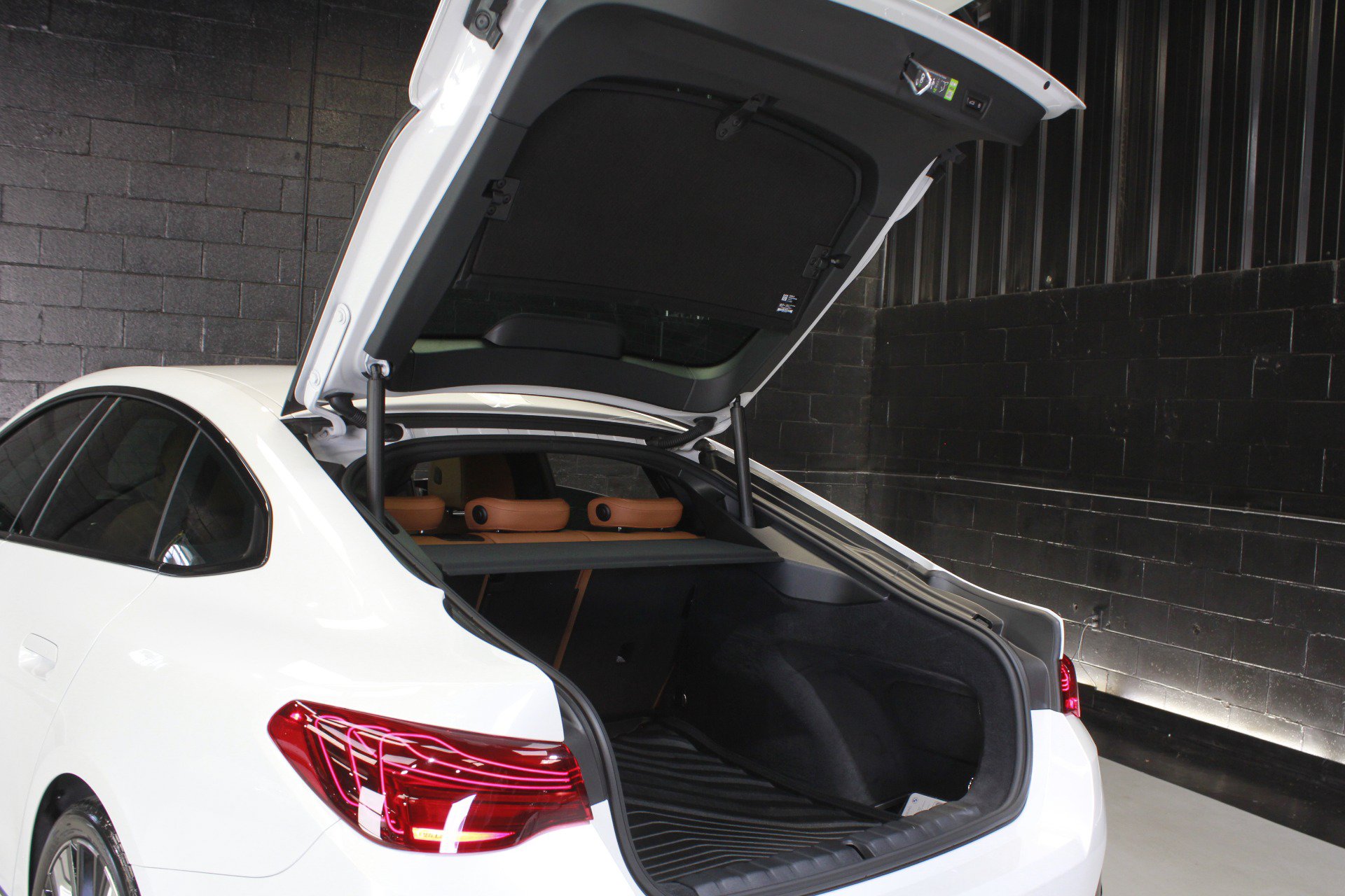 Used 2026 BMW M440i w/ Premium Package RWD image 90