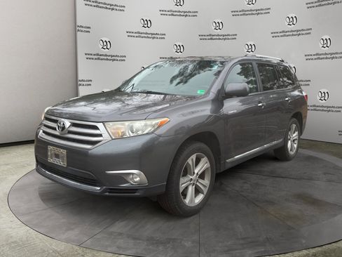 Used 2013 Toyota Highlander Limited image 1