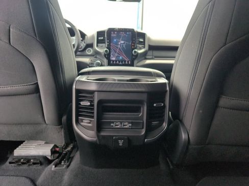 Used 2025 RAM 1500 Big Horn AWD/4WD image 33