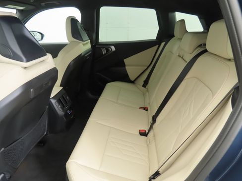 Used 2026 BMW X3 xDrive30i w/ Convenience Package AWD/4WD image 23