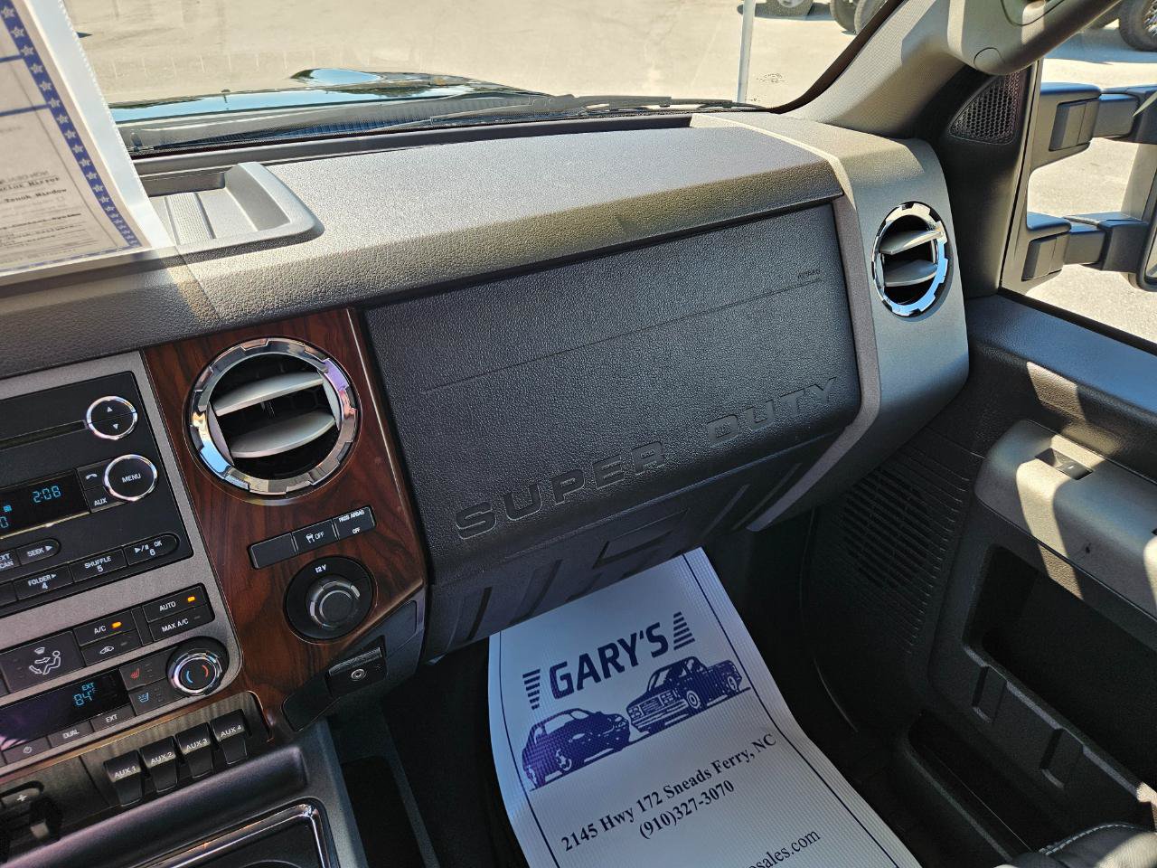 Used 2011 Ford F250 Lariat w/ Lariat Interior Pkg AWD/4WD image 19