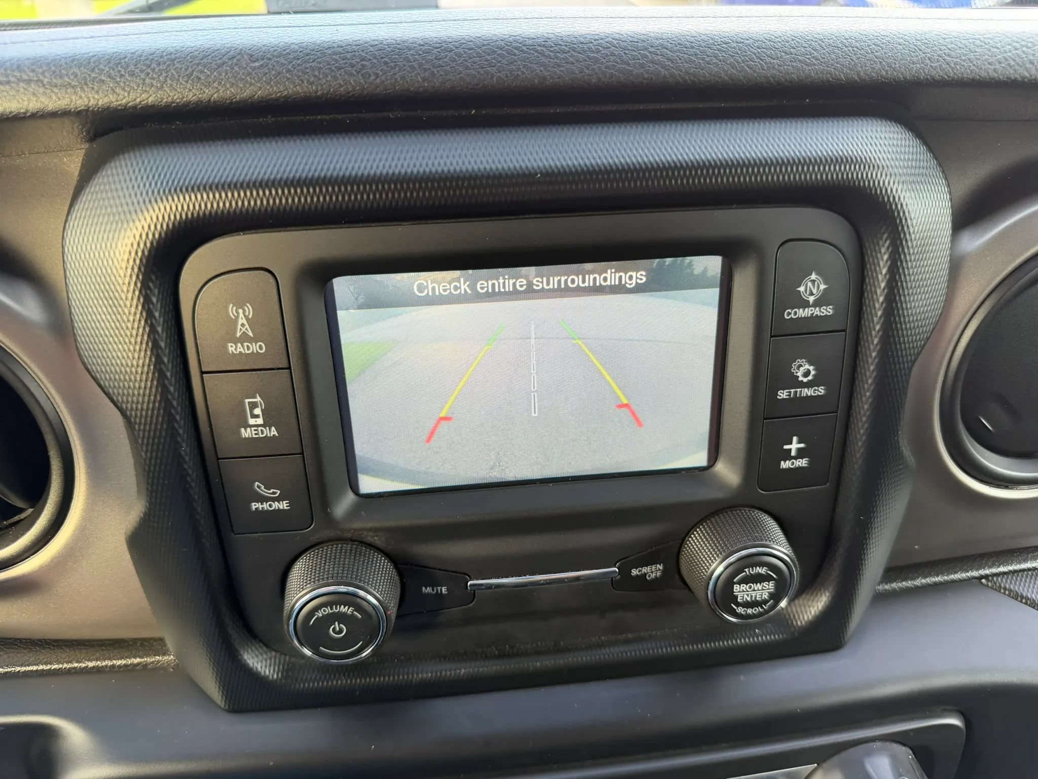 Used 2019 Jeep Wrangler Sport AWD/4WD image 20