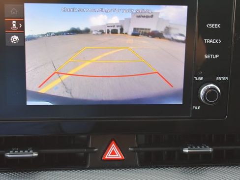 Used 2023 Kia Sportage LX AWD/4WD image 24