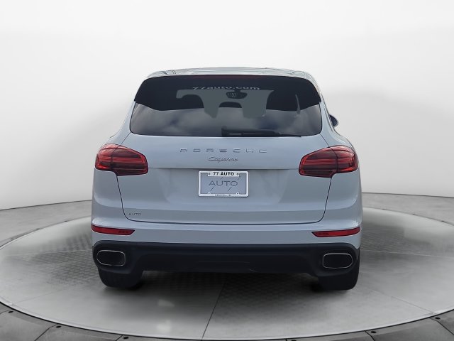 Used 2016 Porsche Cayenne AWD/4WD image 4