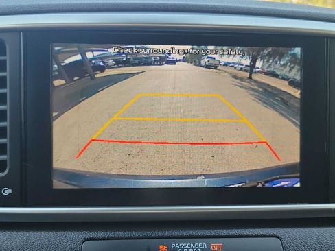 Used 2020 Kia Sportage LX FWD image 25