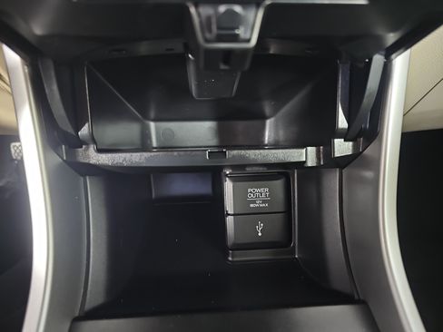 Used 2015 Honda Accord LX image 29